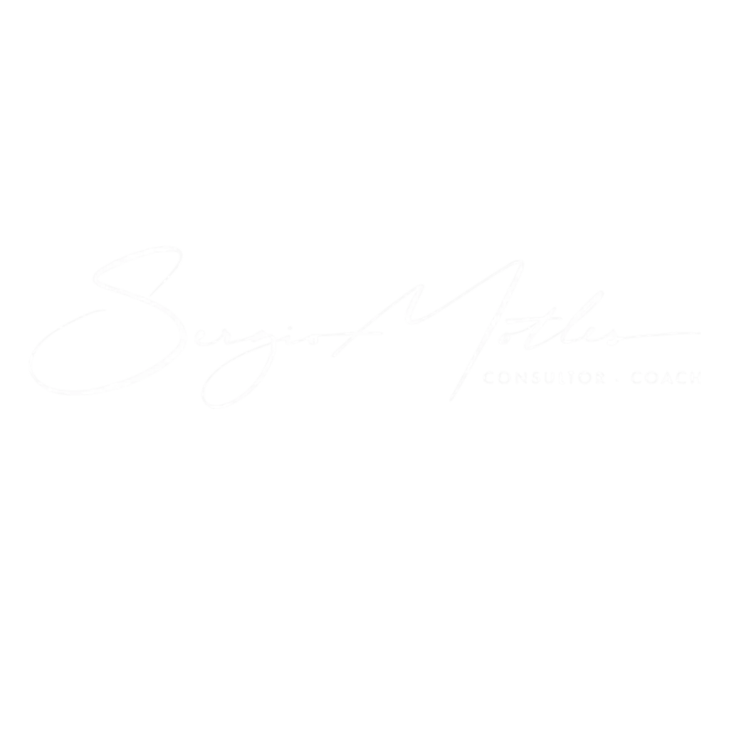 logo-sergio-motles-consultor-senior-master-coach-enblanco